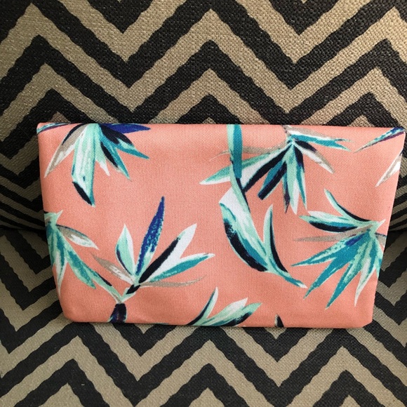 Rachel Pally Reversible Clutch 🆕 - Picture 2 of 6